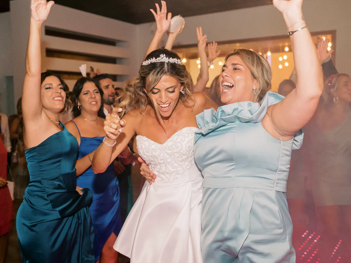 1185 20230819 p||n wed